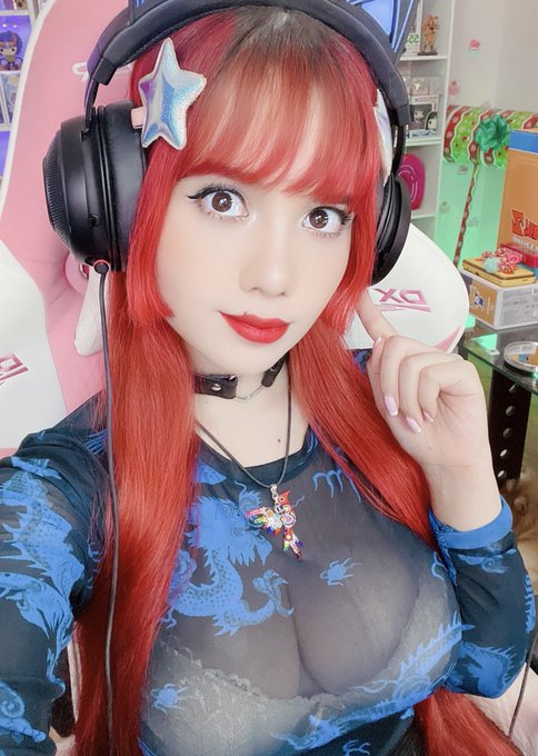 Watch 𒀭WinDygirk☀️'s leaked NSFW photo on TwXstars