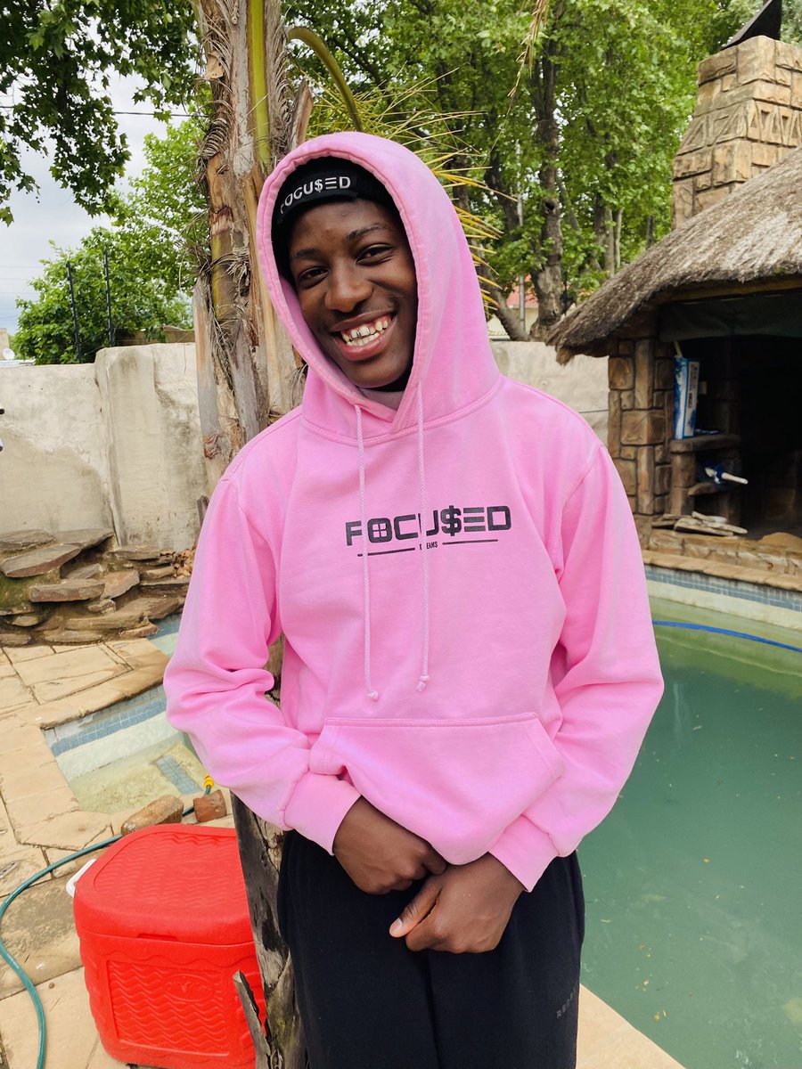 Mathieu_Focused's tweet image. I got all the sauce I wrote the recipe
@lucasraps_sa 
#regularshit  @its_your_boy_magnum 
#focusedgoldenday 
#focusedisamovement