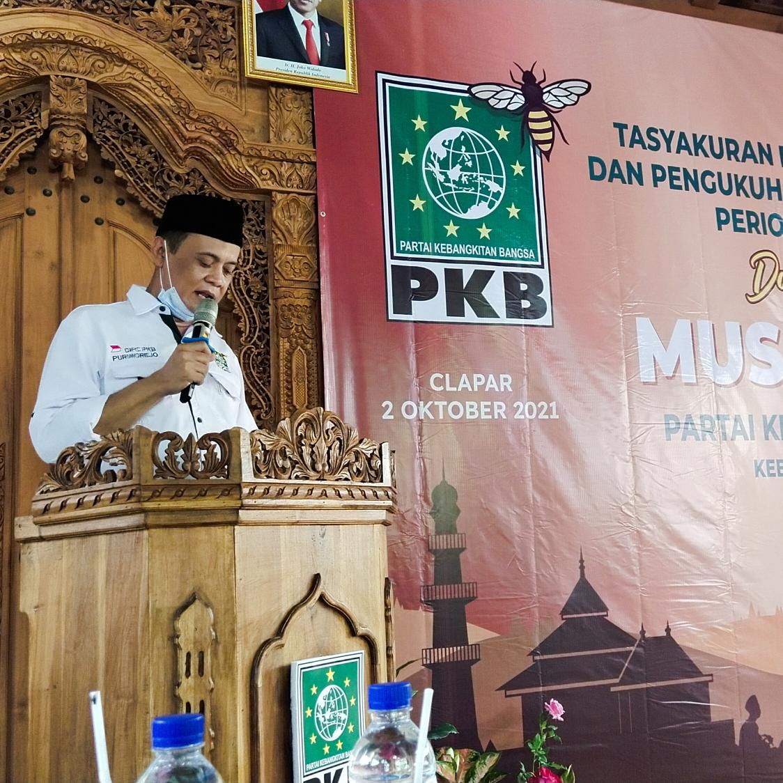 fadlun99's tweet photo. Silaturahmi, Tasyakuran dan Pengukuhan dlm rangka Muskercab DPC PKB Purworejo.
@cakimiNOW @yusuf_ch @Sukirman_Kir @abdillah_sarif @pkbjawatengah https://t.co/DP9DFpOUc0