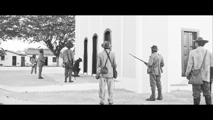Sertânia (2018)

Dirigido por Geraldo Sarno

(entendi nd mas filmão) 