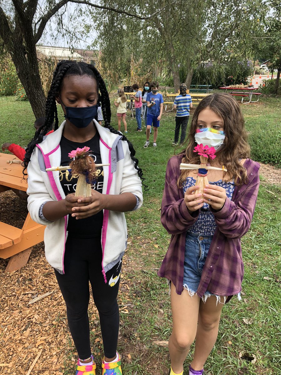 Mitzi Levering tweet media