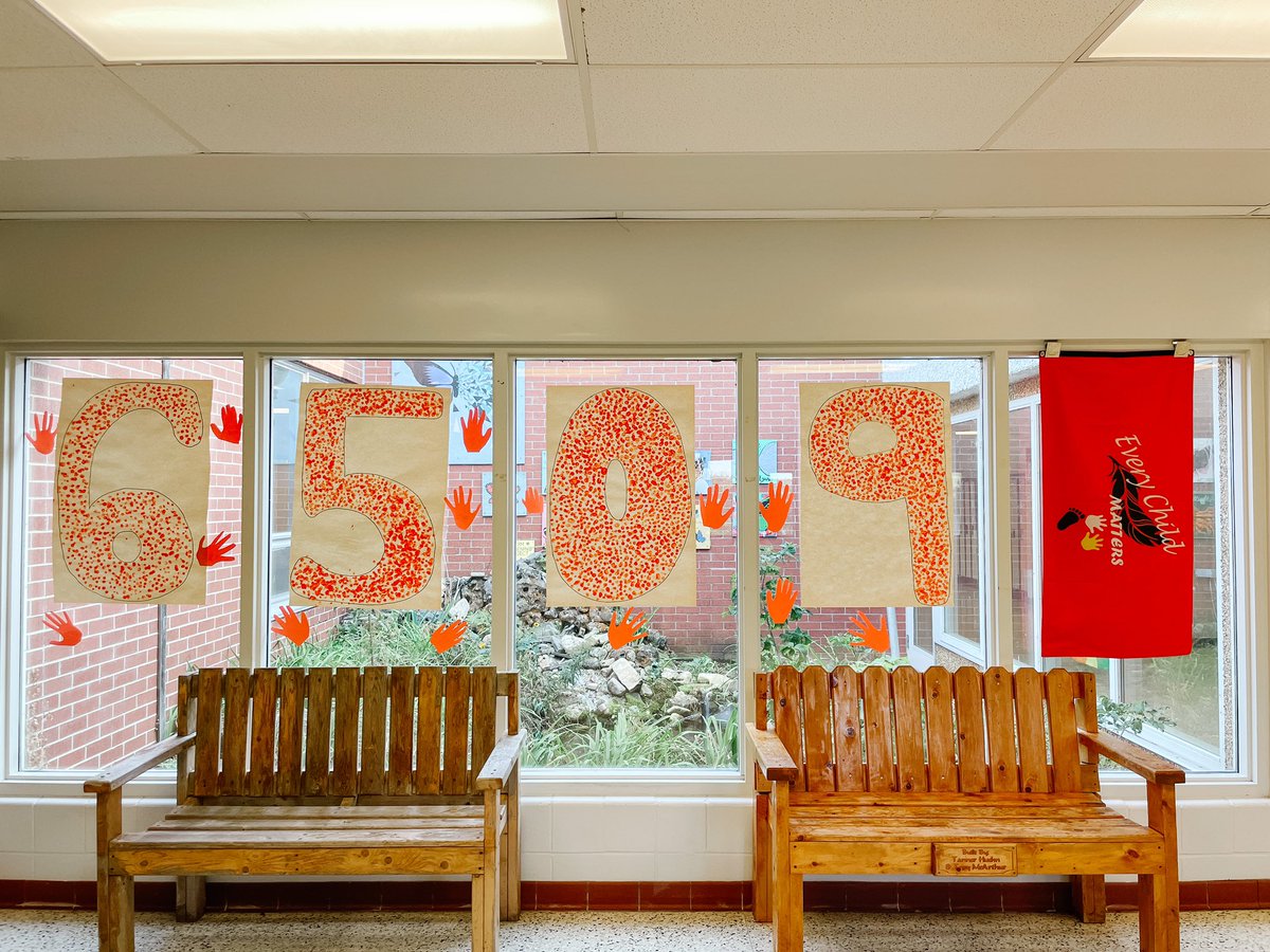 Breanna Heels (@breannaheels) on Twitter photo 6509. As a school, every student stamped their fingerprints so there are 6509 fingerprints - each one a child who died at residential schools. As we pass through the front lobby, we will reflect on this because it isn’t just a number - these were children. <a href="/BluewaterDSB/">Bluewater DSB</a> 6509. As a school, every student stamped their fingerprints so there are 6509 fingerprints - each one a child who died at residential schools. As we pass through the front lobby, we will reflect on this because it isn’t just a number - these were children. <a href="/BluewaterDSB/">Bluewater DSB</a>