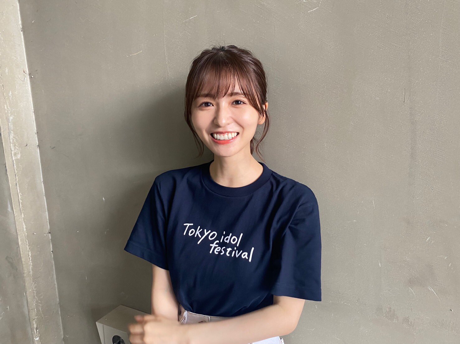 欅坂46(けやき坂46) - 長濱ねる うさぎ刺繍 Tシャツ ブラック L 長濱ねる うさぎ刺繍 Tシャツ ブラック L