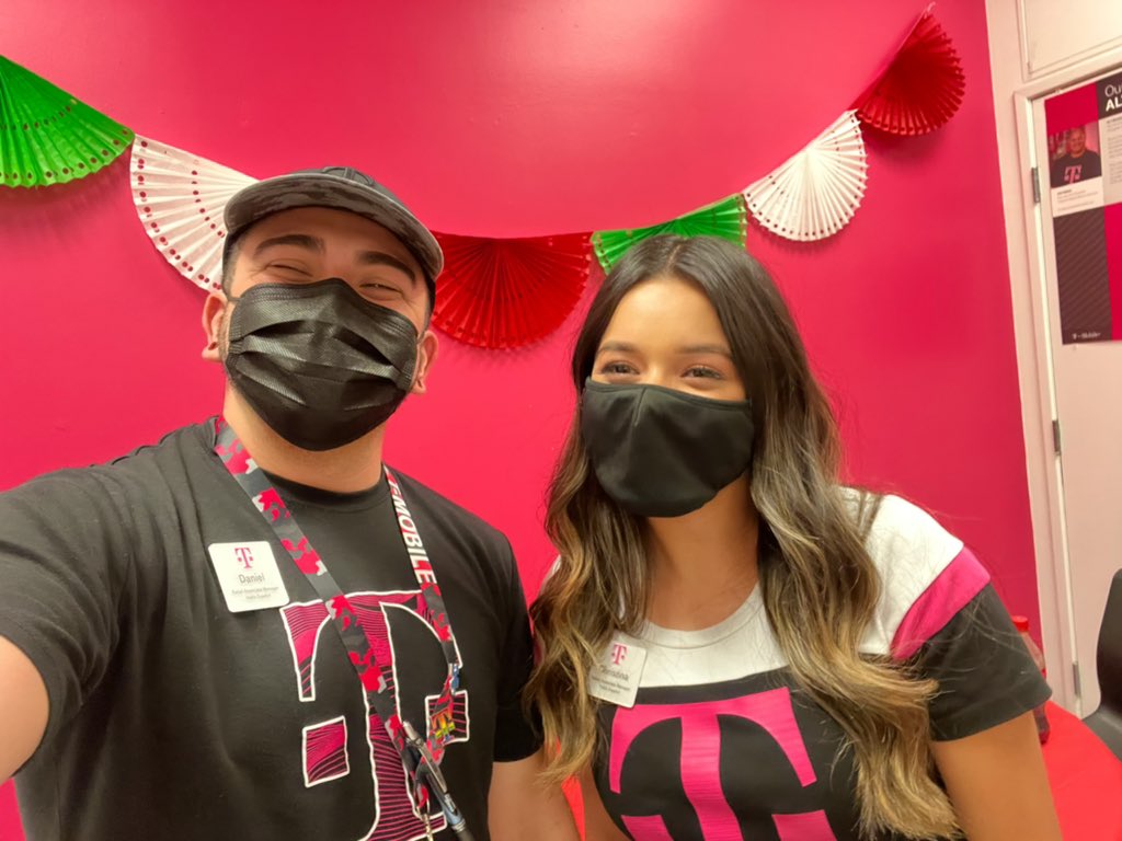 Good luck at your new location @danperea08! Im sad it’s our last shift together, but I’m happy to see you going after growth and development! #wedontknowhowtotakepics #shortarms