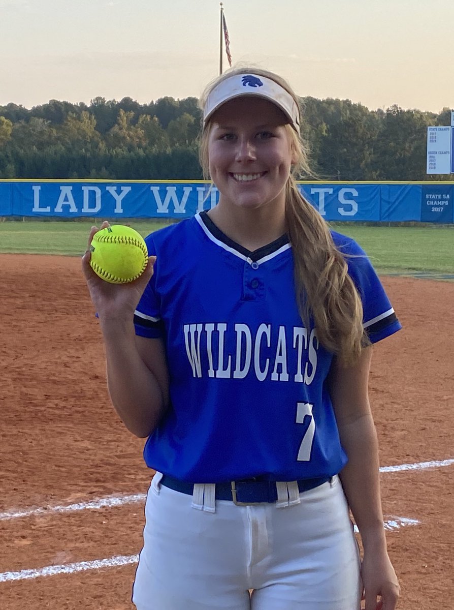 LGHS Softball (@lghs_softball) on Twitter photo Congratulations to Logan on her first career Homerun! Their are Homers, and then their are 💣’s, ✈️!! <a href="/LGHS_Athletics/">LGHS Athletics</a> <a href="/LGHS_HCS/">LGHS</a> <a href="/lghseniors/">LGHS Student Section</a> <a href="/seiglemath/">Danna Seigle</a> Congratulations to Logan on her first career Homerun! Their are Homers, and then their are 💣’s, ✈️!! <a href="/LGHS_Athletics/">LGHS Athletics</a> <a href="/LGHS_HCS/">LGHS</a> <a href="/lghseniors/">LGHS Student Section</a> <a href="/seiglemath/">Danna Seigle</a>