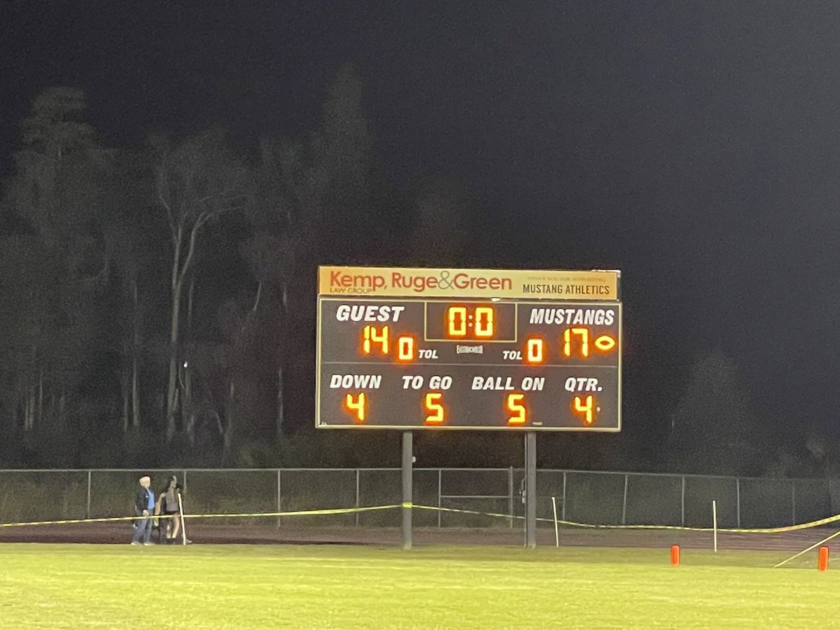 jwmhs_schultz's tweet photo. And my Alma Mater loses to my favorite place to be! #NoWhereElseIdRatherBe #LetsGoMustangs! #BeatGaither #PIAP #YouCantStopFootball #YouCantStopExcellence https://t.co/5up4ctYeIB