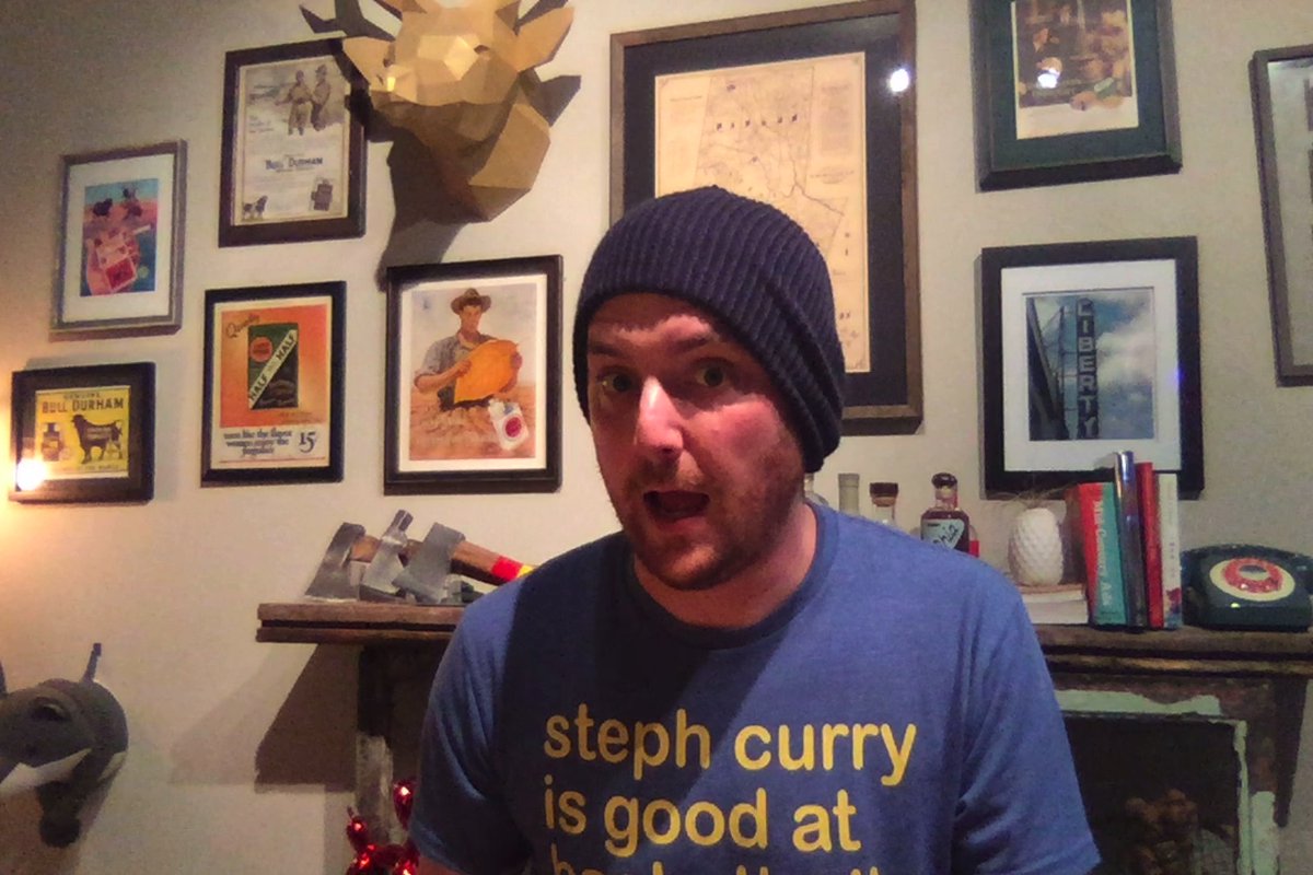 davidrossmcclay's tweet image. Dear @ratemyskyperoom — I'm about to start a fully remote (for now) job, and my zoom setup is how my new coworkers are gonna know me. Thoughts?