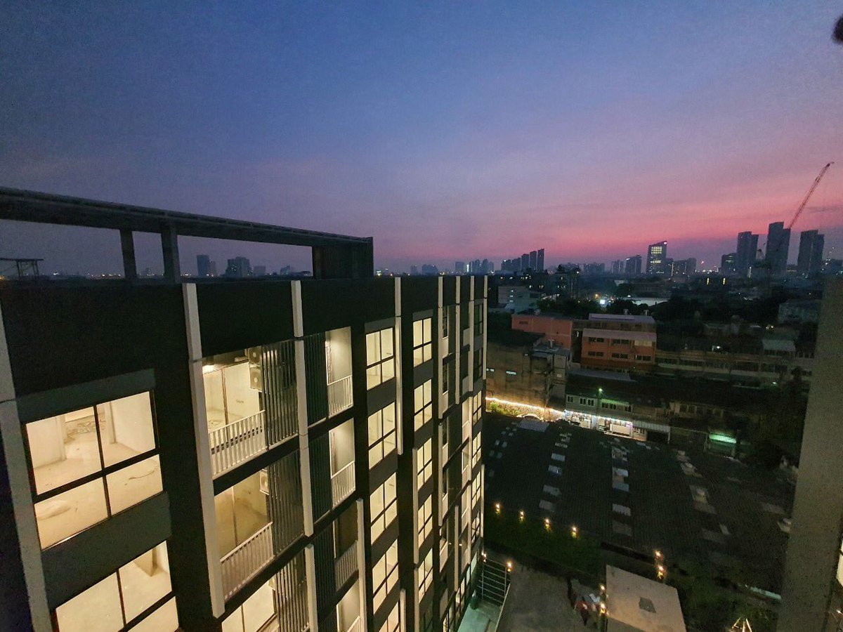 VioletaViiWiie's tweet photo. The MATT condo SKV101/1 ❤️
โปรดี บอกต่อ!!! 🎉🎉
🥠ให้คุ้กกี้ทำนายกันลุ้นรับของรางวัล🥠
✨พร้อมโปรสุดพิเศษ✨
🎸จองวันนี้เพียง 1,000 บาท🎹
🎧 Youɾ Beɑt Exceed Youɾ Pɑssion🎨
Tel. 066-1645514
#thematt #condo #akralandandhouse https://t.co/W5ytYzA2Yk