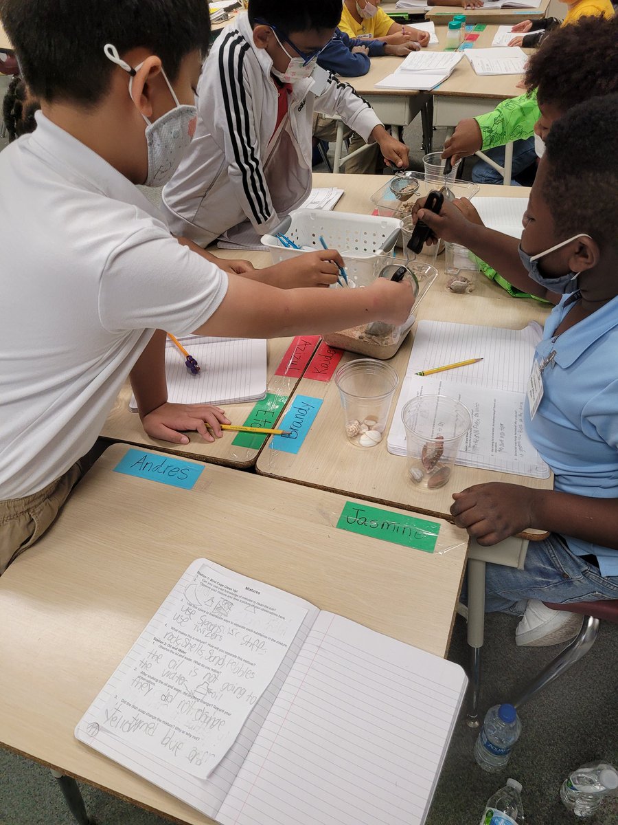 MrsTaylor7720's tweet photo. Oh what a week in mixtures!!! Shoutout to @mslmunoz3 and @Bailey_scialief for all the extra love and support this week โค ๐ ๐๐พ #RiseUp #CollinsTweets #mixtures @ExplorersCol @AliefScience https://t.co/KUogMtySSA