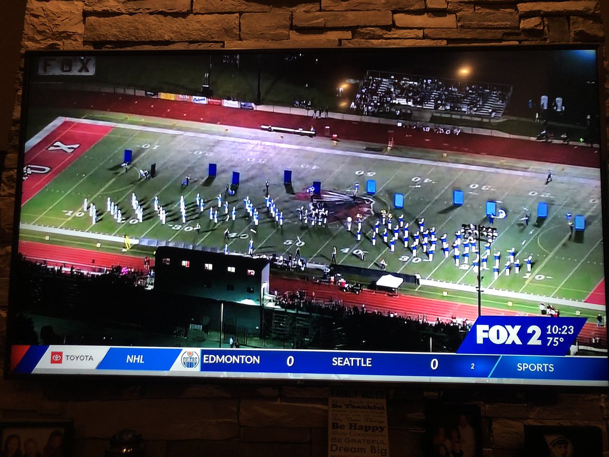 A FOX 2 shout out <a href="/Fox_Bands/">Fox HS Bands</a> 
AMAZING halftime show 💙