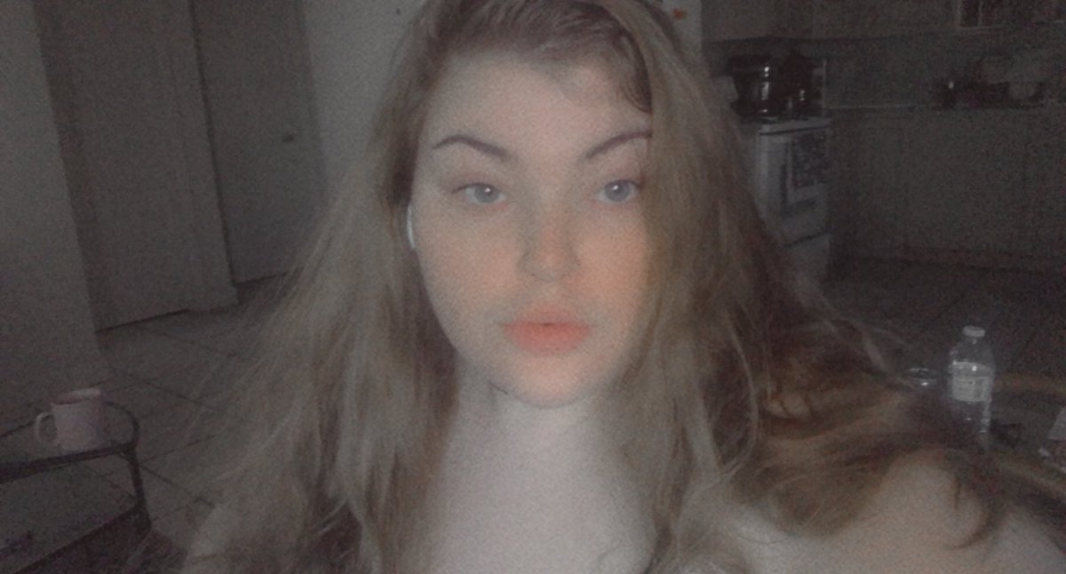 Lauxnnthee's tweet photo. 🍑 https://t.co/W9L7soBu1N