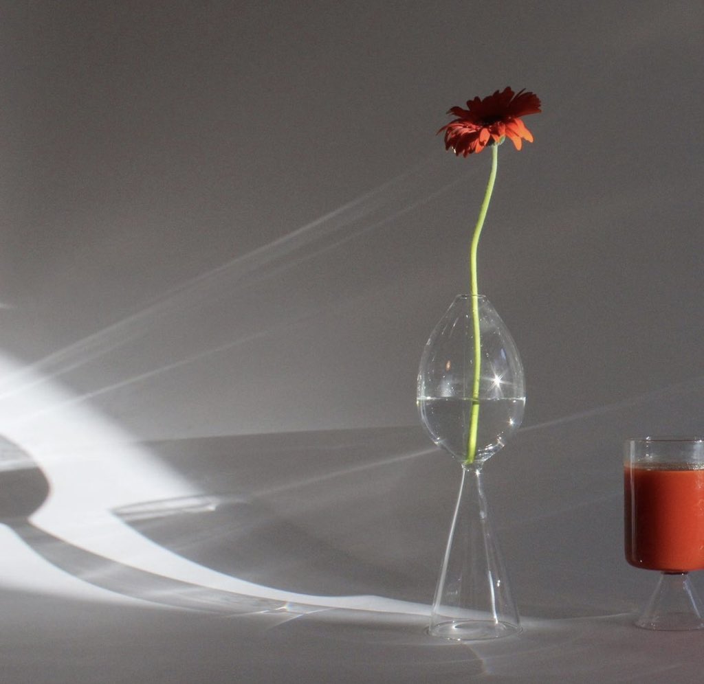 Hunt_Store's tweet photo. Restock
Glass Bud vase
#clearb #hunttokyo #vase #glass #palosant #ハントトウキョウ #お香立て #ガラス #花瓶 #一輪挿し #パロサント #セージ #ホワイトセージ #香り #ヨガ #インテリア #インテリア雑貨 #アートギャラリー #ギャラリー #アート https://t.co/gUrbZLutGg