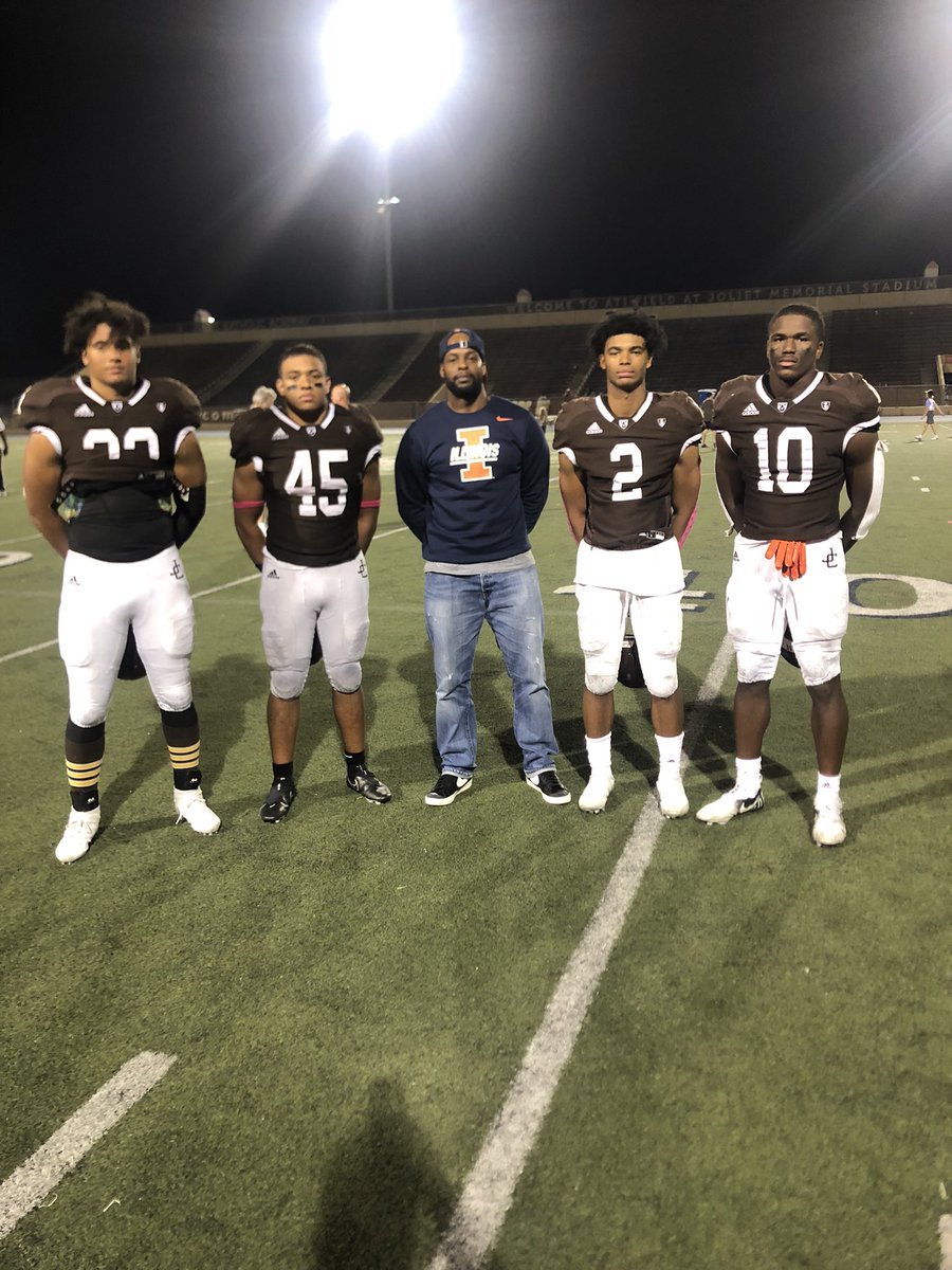 mj_sbbm4keys's tweet photo. SBBM•🦍•FOA•4L “🦍•Family•Only” ⭐️⭐️⭐️⭐️@jda_anderson21 @rpurch21 @ilwill20 &amp; ⭐️⭐️⭐️@Malachiloading #SBBM #4KTS #HungrybutHumble #LOE #FOA #TTP #Hybridathletes 🦍. https://t.co/XSUKlRBYll