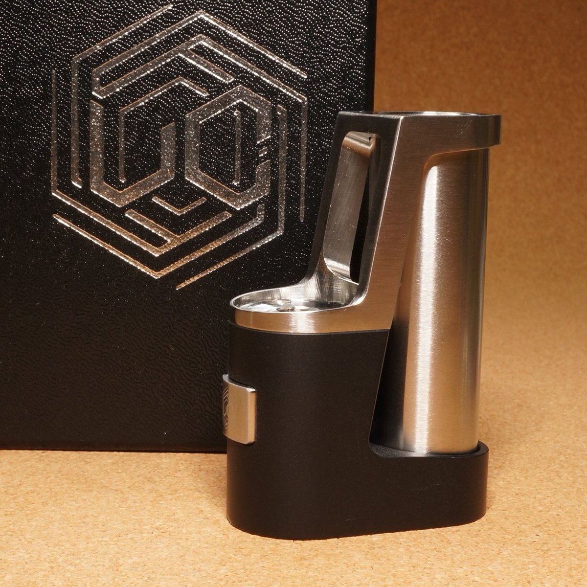 VAlphaline's tweet image. お世話になっております。お手続きいただきました「Under Code｜MeckSIDER Mech Stealth Mod Black」は先程発送完了しました。到着まで今しばらくお待ちください。今後とも何卒よろしくお願い申し上げます。 #UnderCode #MeckSIDER #Mech #Stealth #SBS #Mod #HighEnd #Vape #vape好きな人と繋がりたい