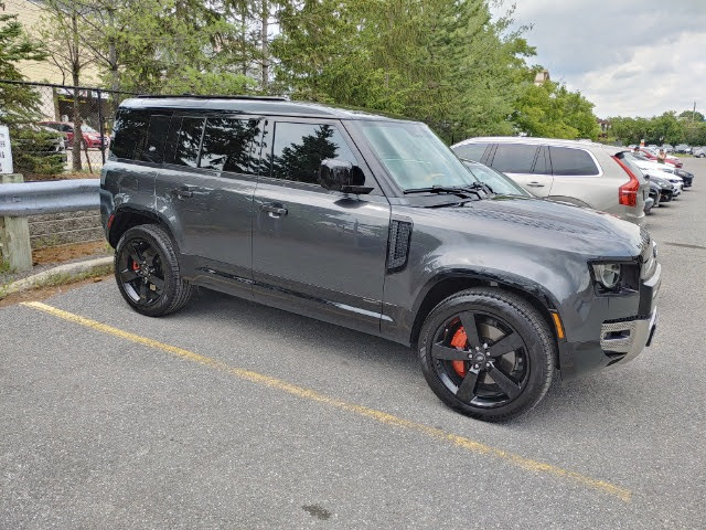 Glossy side-view😍 In for a maintenance wash + mini detail re-fresh!