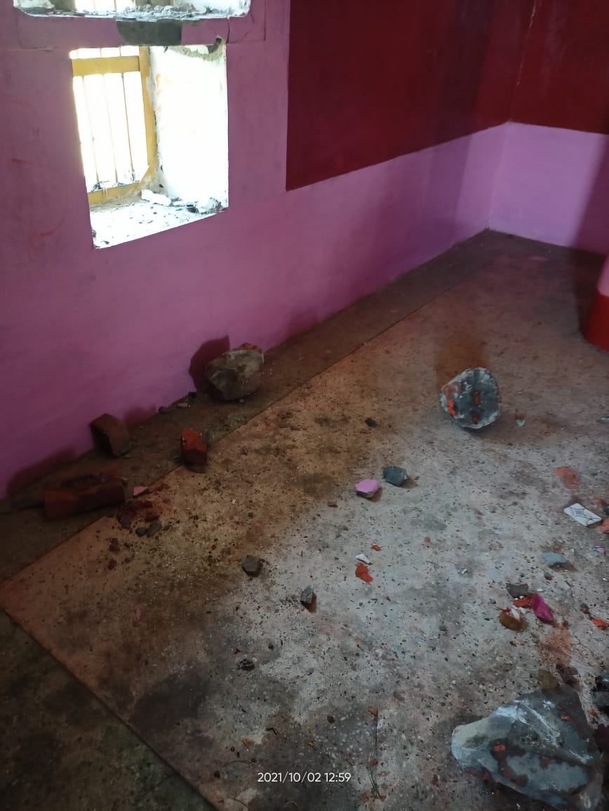 WMartyrs's tweet photo. Reportedly Bharagshikha Mata Mandir has been att@cked by the Jih@dis in Mattan, Anantnag today ..#Kashmir #Kashmiri #Hindus @LostTemple7 @BharatTemples_ @ReclaimTemples @TheIndianTemple @TheSaveTemples https://t.co/vcjmTHg4NB