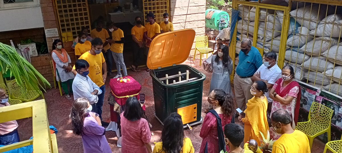 Daily Dump tweet media