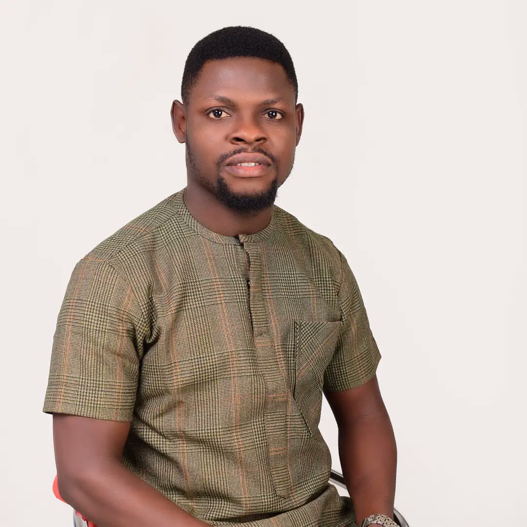 ObiObi_E's tweet photo. Happy 🆕 month https://t.co/sTd2uEiClW
