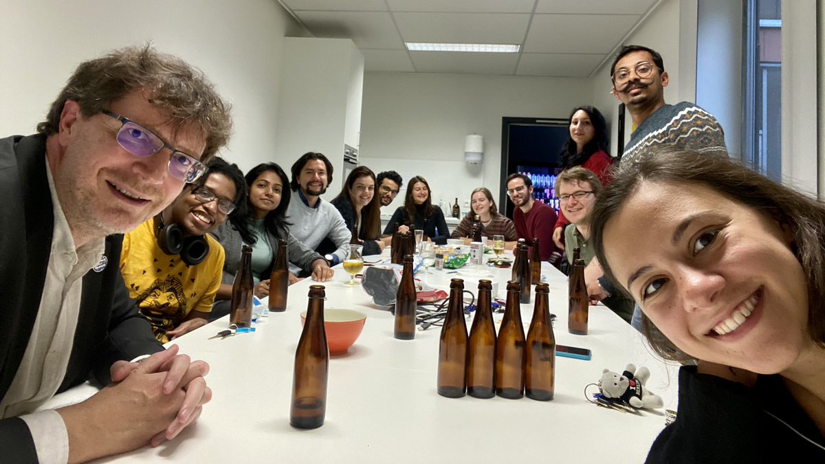 janfmVI's tweet photo. 👉 #kickoff2021 @KULeuvenBioTeC Seminar Series, on campus!

First internal speaker: @GustavoLunardon, @vlaio Baekeland grantee in collaboration with @JanssenBelgium @TheSaaientist @Christos_Xi 

Followed by first BioTeCafé of the new academic year!🍻 
#bestteamever
@kuleuvenADS https://t.co/y9kEVHNPIq