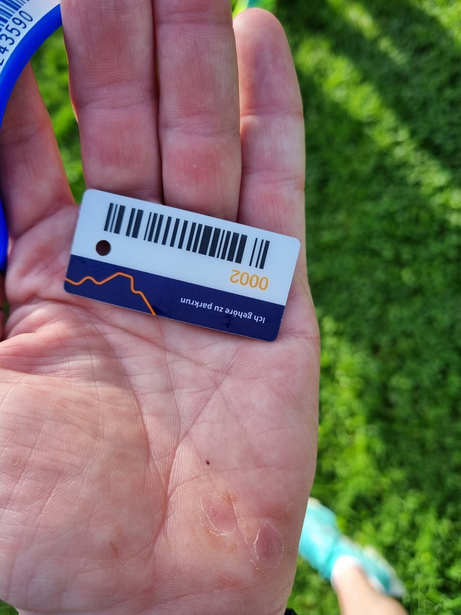 Running to look tweet media