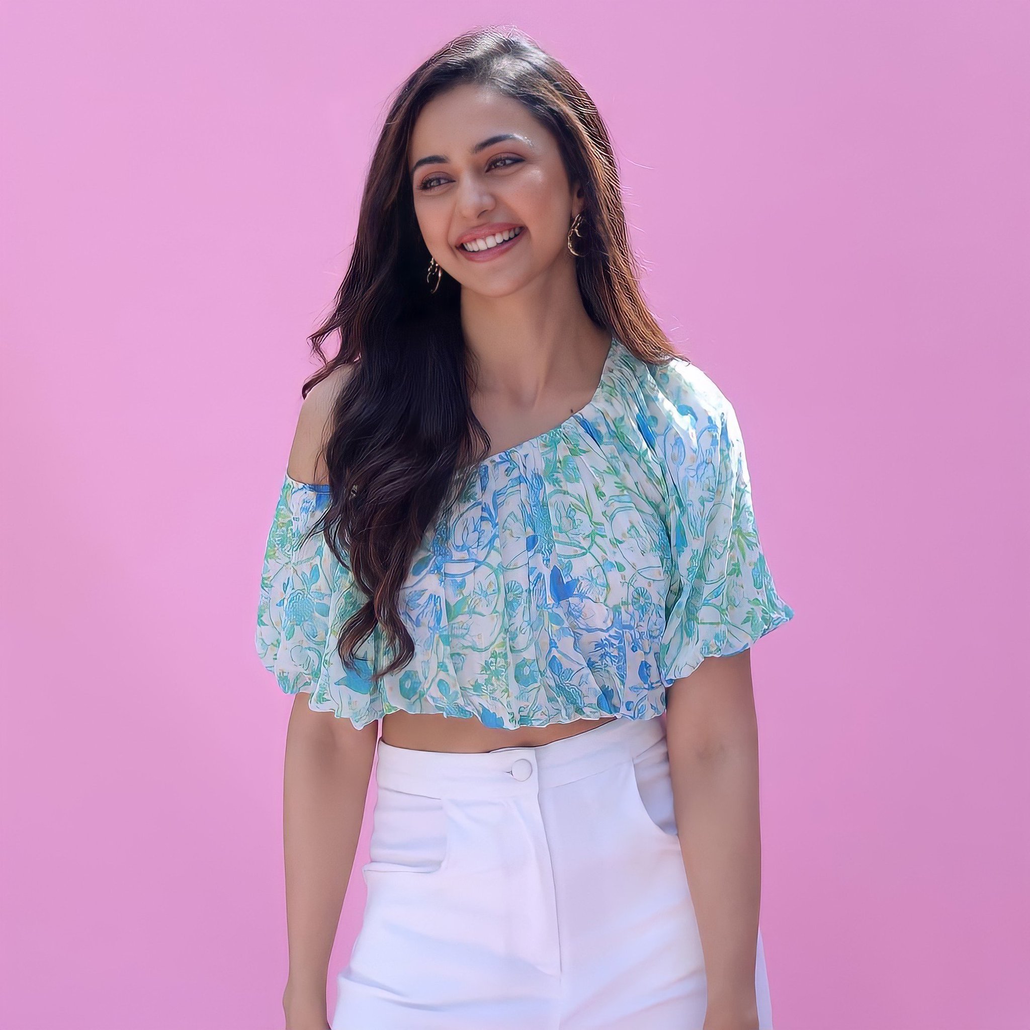 FAr4zh4VUAUk5SL?format=jpg&name=large