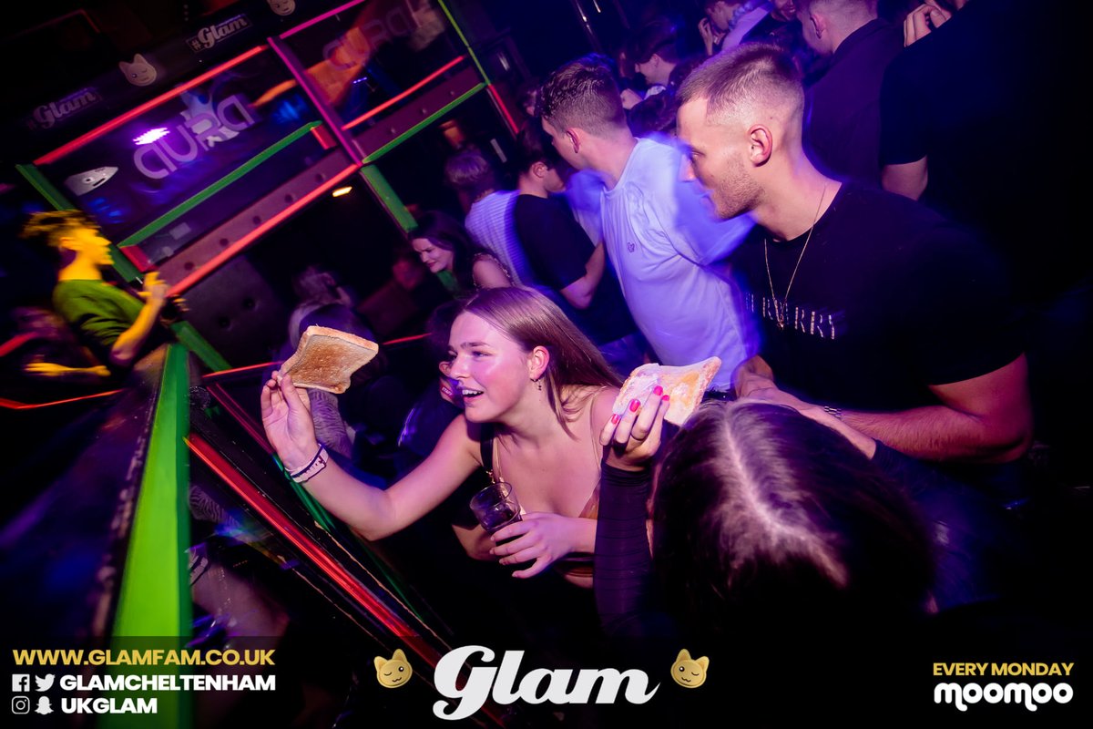 Every Monday we have LITERALLY thousands of giveaways PLUS Glam Grotto with a stack of free food!

🔊 GLAM GROTTO 🔊
-FREE TOAST 
-FRESH POPCORN 
-CRISPS 
-GLOW GIVEAWAYS 
-NOVELTIES 

🌐glamfam.co.uk