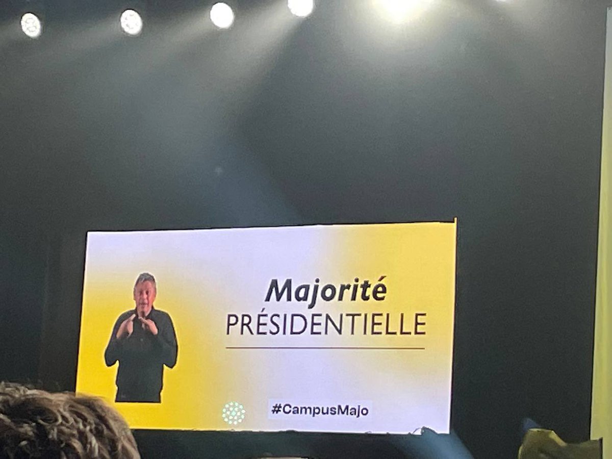 EnMarcheLSF's tweet photo. L’ouverture du #CampusMajo a bel et bien commence par la présence des interprètes. Notre équipe, nous sommes bien présents avec l’équipe @inclusionEM
#5ansdeplus #universitedete https://t.co/GXwKBnoMbI