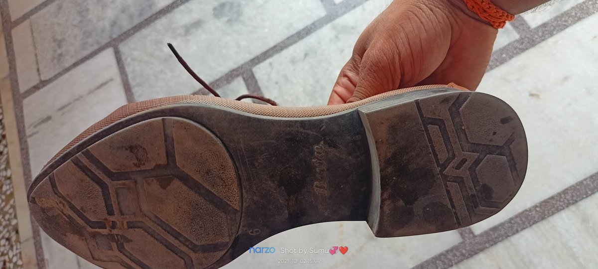 advSHUBHAMDixit's tweet photo. @batashoes
I purchase these shoes from jind bata showroom.. But these sole are not good..
Please change these... 🇮🇳 https://t.co/Oh1Z6IEC6l