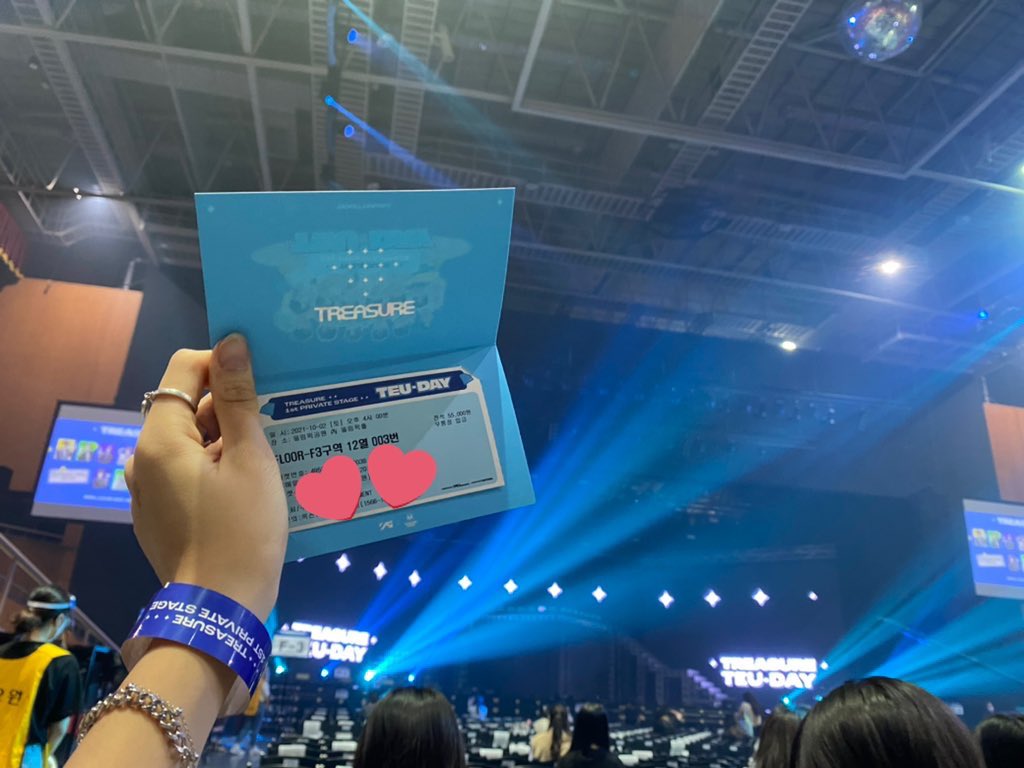 trhyunsuk__0421's tweet photo. 하... 이제야 실감난다... https://t.co/dBWl1fcX5e