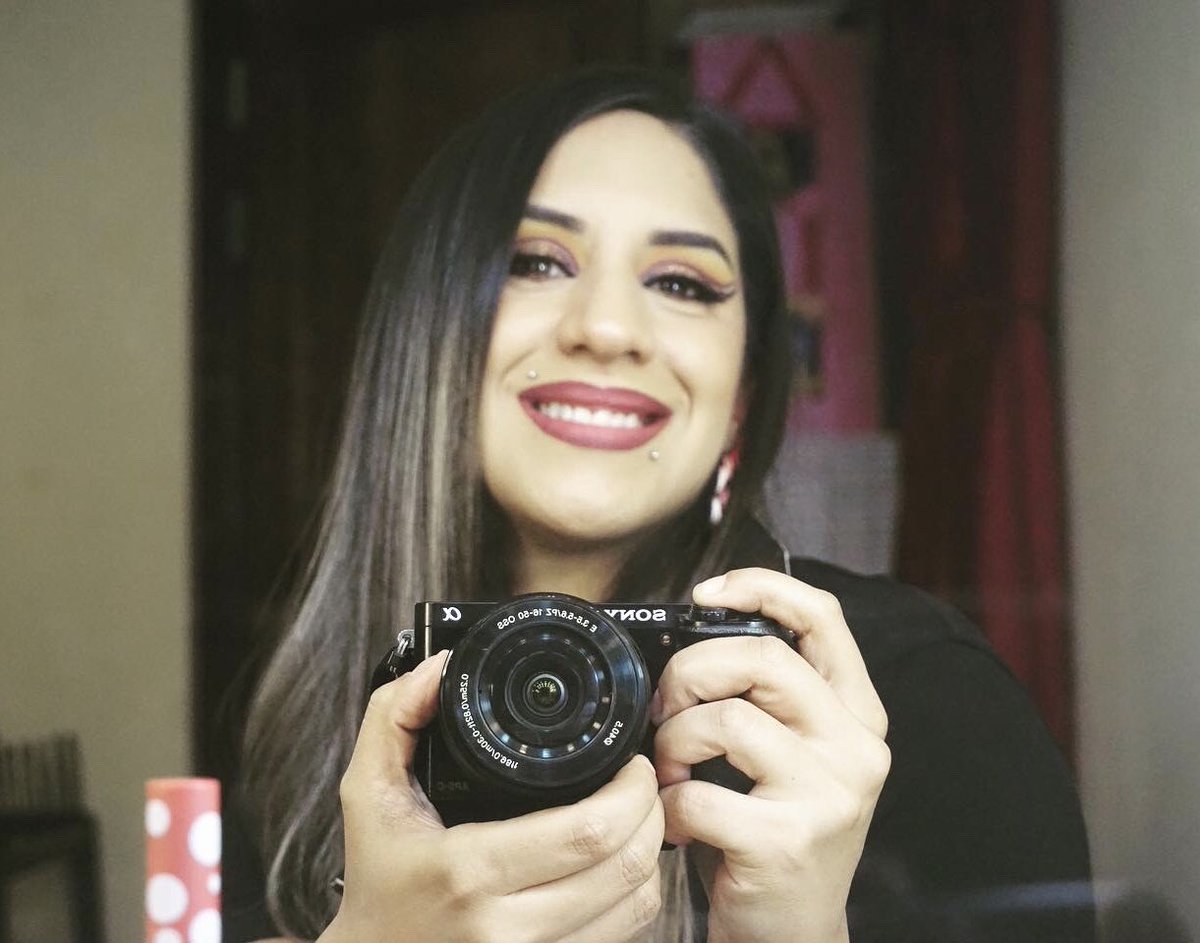 Otras de las cosas que me gusta hacer en mis tiempos libres son: la fotografía, la grabación de videos y la edición, sigo aprendiendo cada vez más este bello arte. Hay que tener tino, perspectiva, y sobre todo un buen manejo de la cámara que tiene como cochomil opciones jaja! ✨