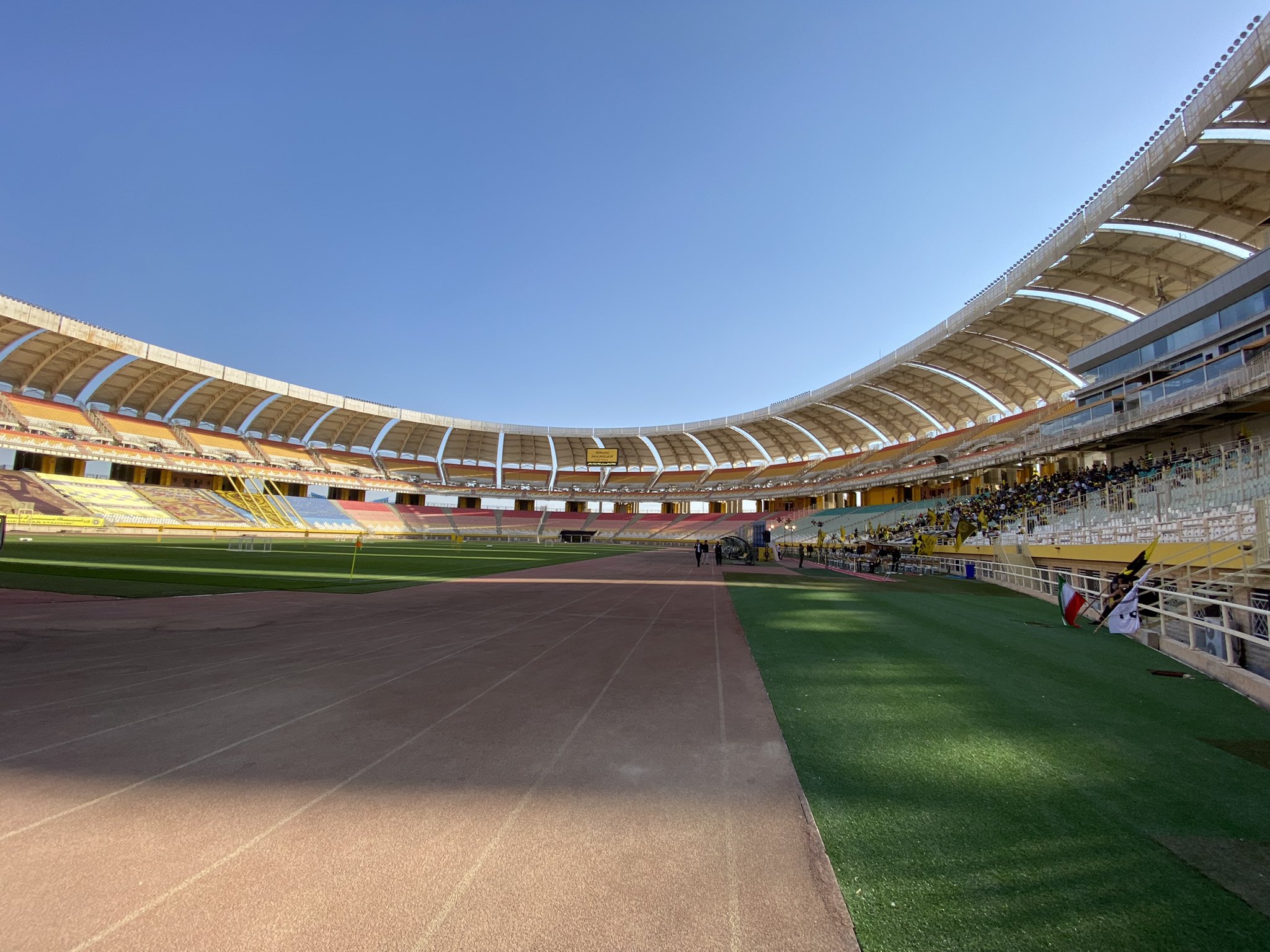 File:Sepahan v Persepolis F.C. at Naghsh-e Jahan Stadium 023.jpg