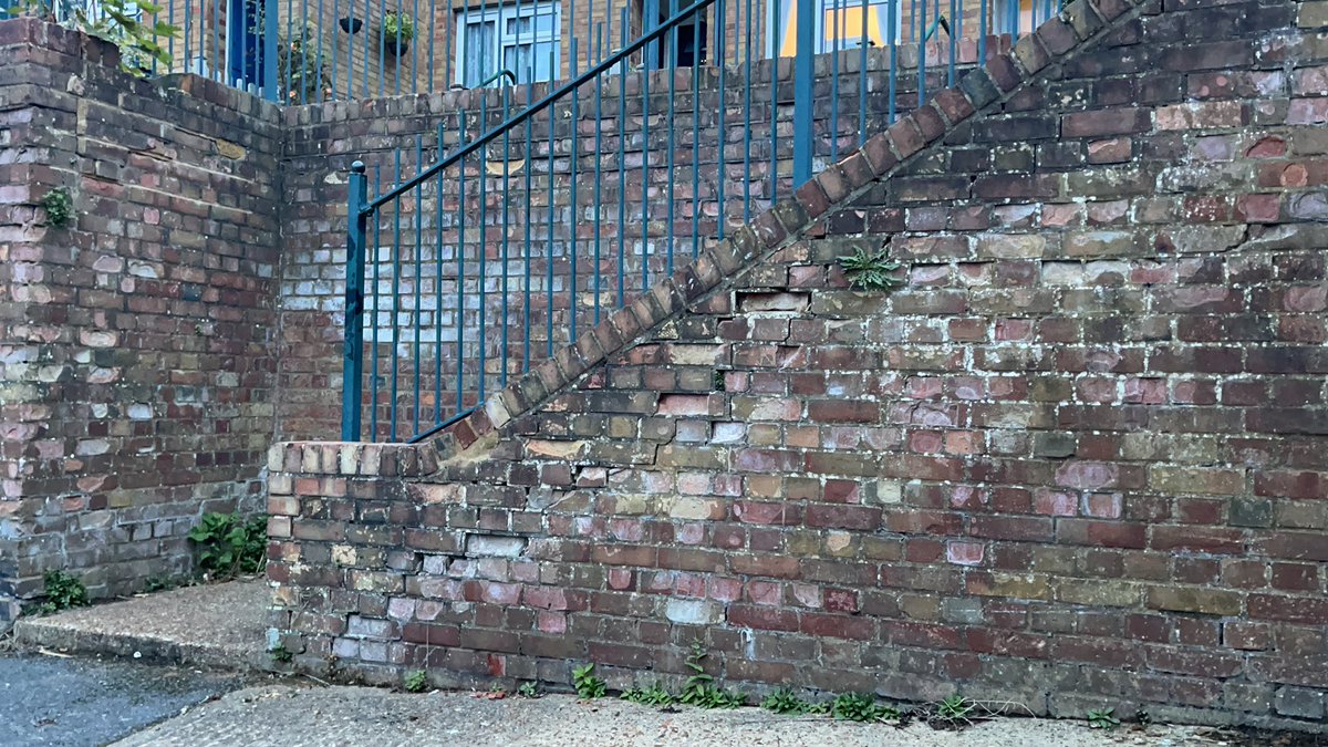 lisagoold's tweet photo. @optivohomes do you think these access stairs look safe? The bricks are moving, disaster waiting to happen! https://t.co/blL5nksEX1