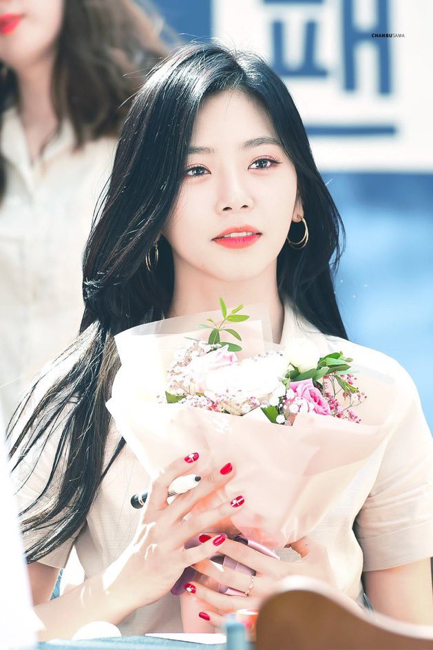 เราเป็นผู้ชนะค่ะ ชนะอย่างขาวสะอาดด้วย อย่าหวั่นไหวกับความไม่เป็นธรรมเล็กน้อย เรามาฉลองความสำเร็จที่ลีดเดอร์​ที่รักของเราคู่ควรกันเถอะนะคะ 😊