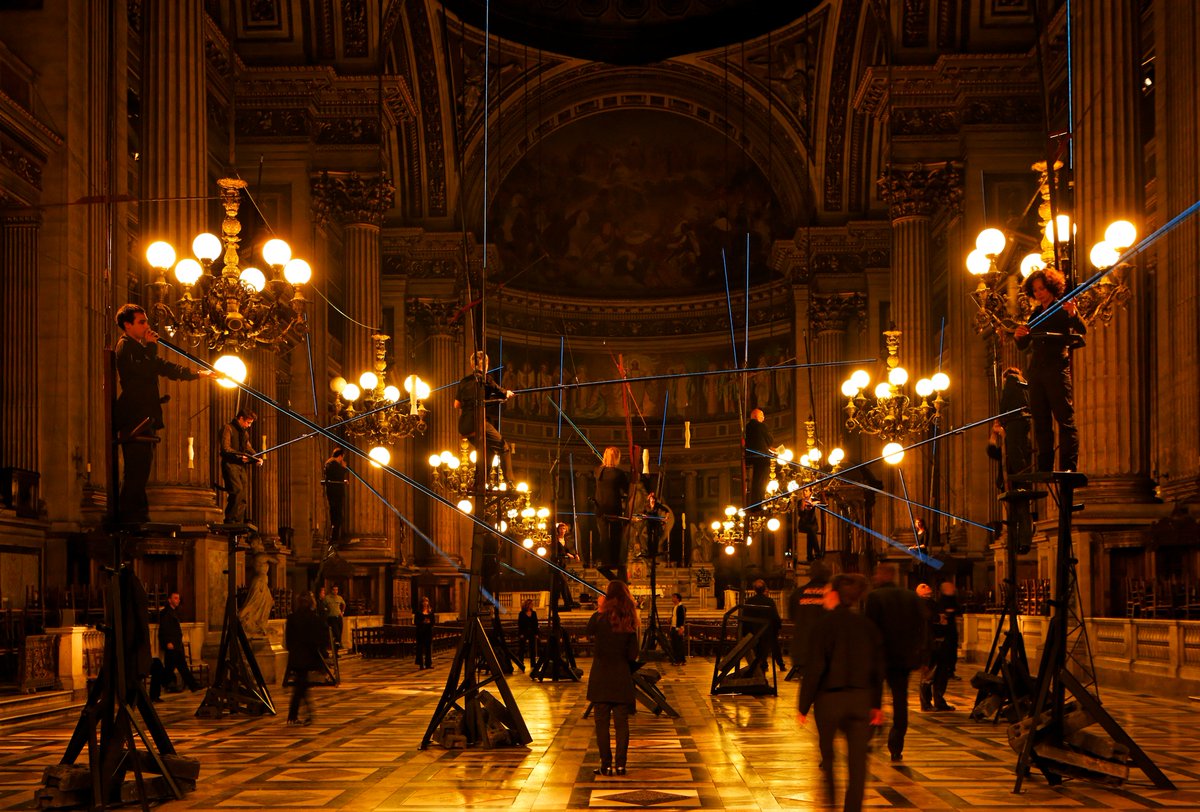 [ #800anscathedraleamiens 💓] Souffle mystique
Notre-Dame d’Amiens devient le théâtre de la confidence des oiseaux de passage. Une promenade nocturne et onirique à savourer les 8 et 9 octobre 2021 dès 21h.🆓 Entrée libre
En savoir + 👉 amiens.fr/Actualites/Sou…