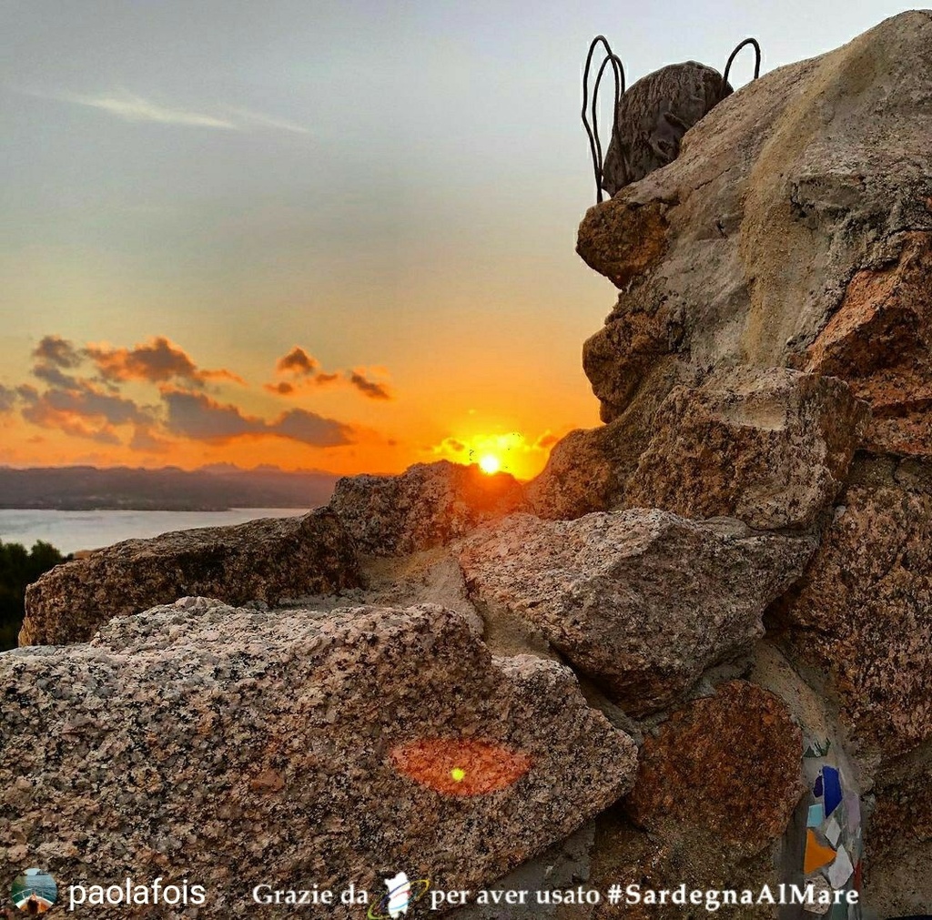 SardegnaAlMare's tweet photo. Tramonto dallebTerrazze 12/12 , Baja Sardinia 📍 🌅 🥂 # SardegnaAlMare #spiaggia #sardegna #sardinia #ichnusa #tramonto #sunset #terrazze1212 @terrazze1212 #bajasardinia #bajasardiniafood #bajasardiniatour #phibeachclub #phibeachofficial #phibeachsardegna #costasmeralda #arzac… https://t.co/HhtFX2L1t3