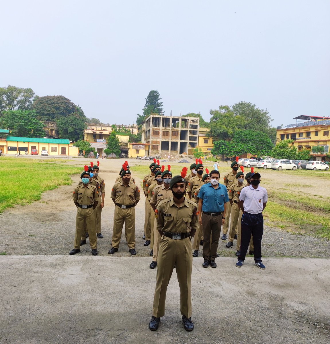 BoysDbs's tweet photo. 152nd birth anniversary of Mahatma Gandhi and 117th birth anniversary of Lal Bahadur Shastri was celebrated by Cadets of 5/29 UK BN NCC, DBS(P.G) College, Dehradun.

@BhoomiYouth @HQ_DG_NCC 
@doontigers @MygovU https://t.co/DUOQPMNMCi