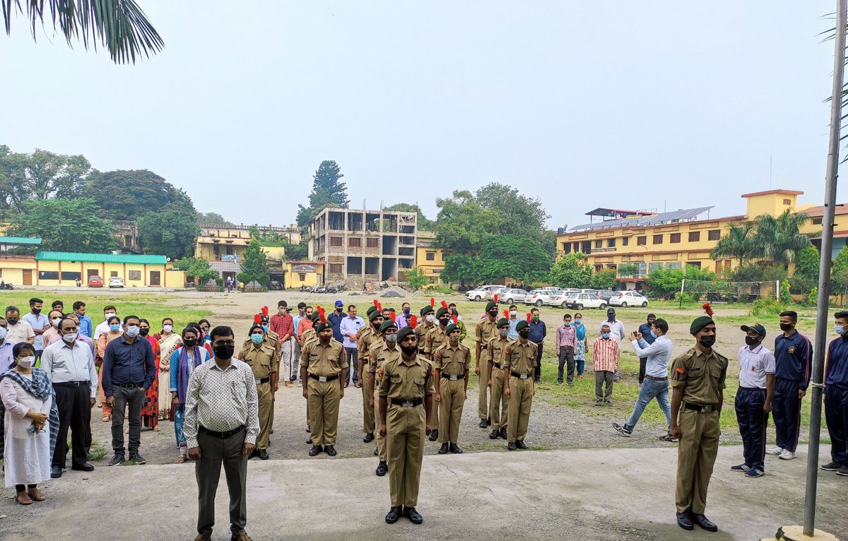 BoysDbs's tweet photo. 152nd birth anniversary of Mahatma Gandhi and 117th birth anniversary of Lal Bahadur Shastri was celebrated by Cadets of 5/29 UK BN NCC, DBS(P.G) College, Dehradun.

@BhoomiYouth @HQ_DG_NCC 
@doontigers @MygovU https://t.co/DUOQPMNMCi