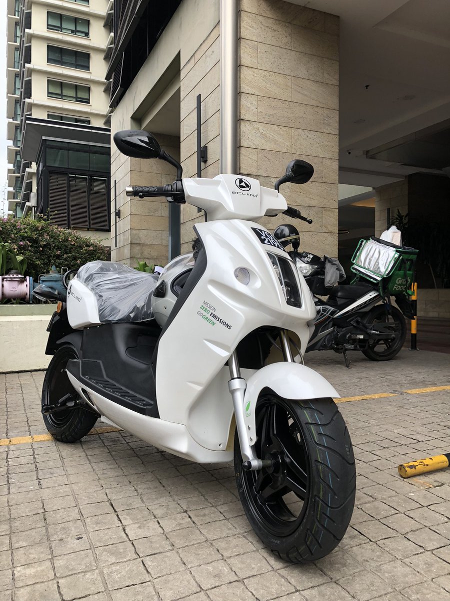 davidchuah's tweet photo. @khalidkarim ECLIMO ES11

I really enjoying riding this. Battery is gen3. Lightest among all generations.

Wanna do a test ride? Hope to get a photo op with you! 😁 https://t.co/po6WppJei2