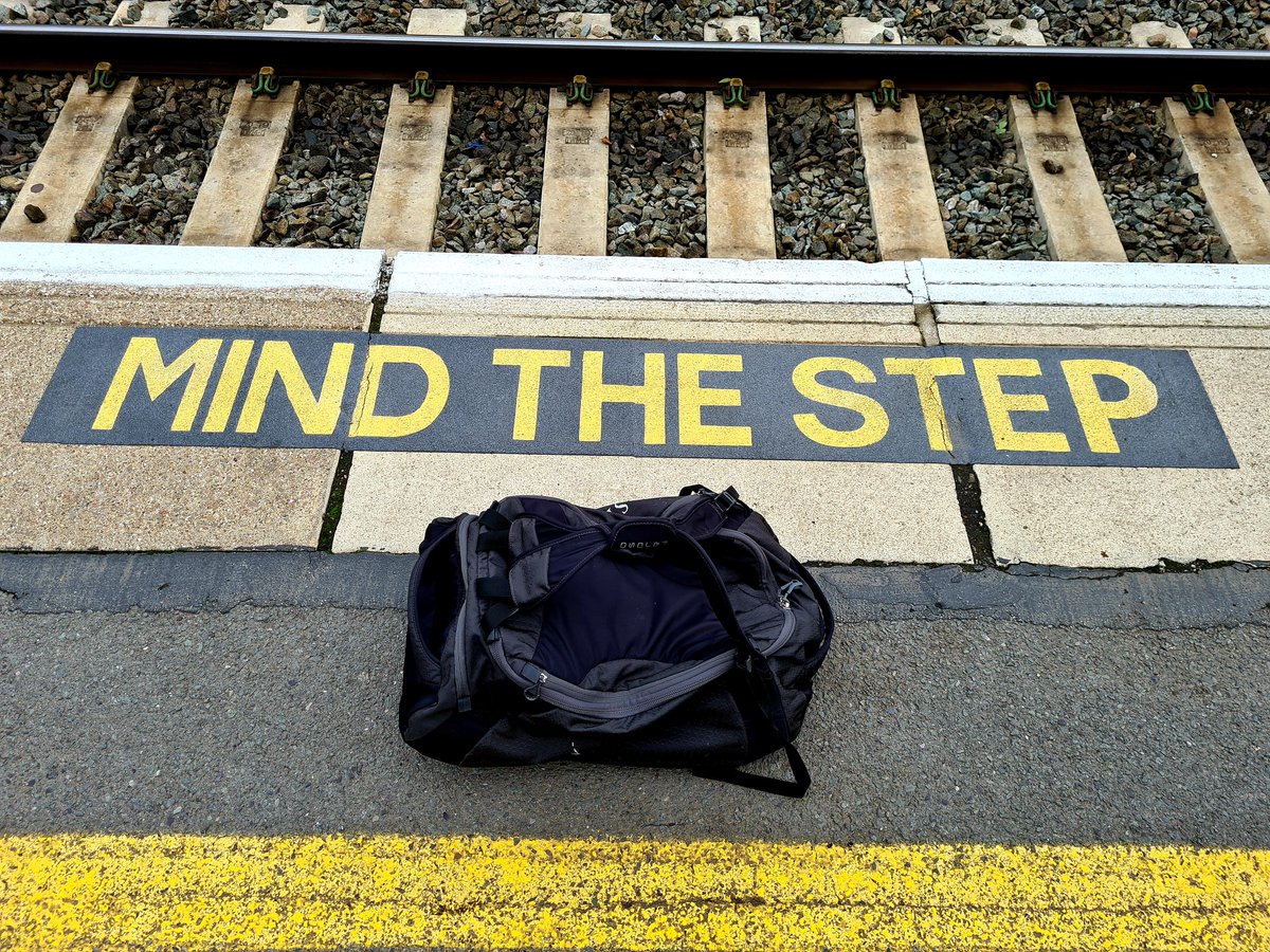 This bag + far too early to be out &amp; about can mean only one thing... Location recording! Glad to be back at this 🤓