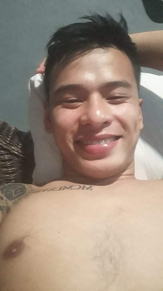 iamlstr's tweet photo. Feeling hot. — Tangina https://t.co/DzAgA8Lqnj