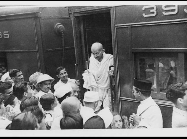 1947 :: Mahatma Gandhi Travelling In III Class Railway Compartment