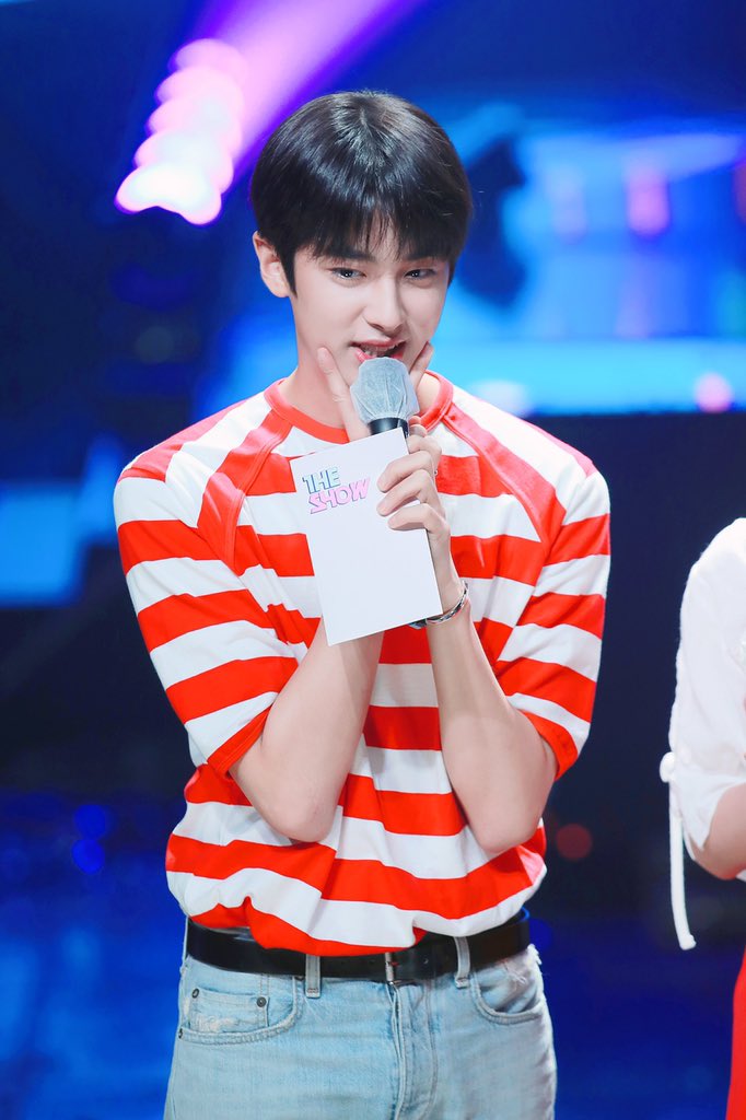 MINKYUPHILS's tweet photo. My heart beats like crazy, I think I've found 'the person who looks best in red in this world'.. That's #KIMMINKYU

#김민규 #민규 #KIMMINKYU https://t.co/e77RLFGad0