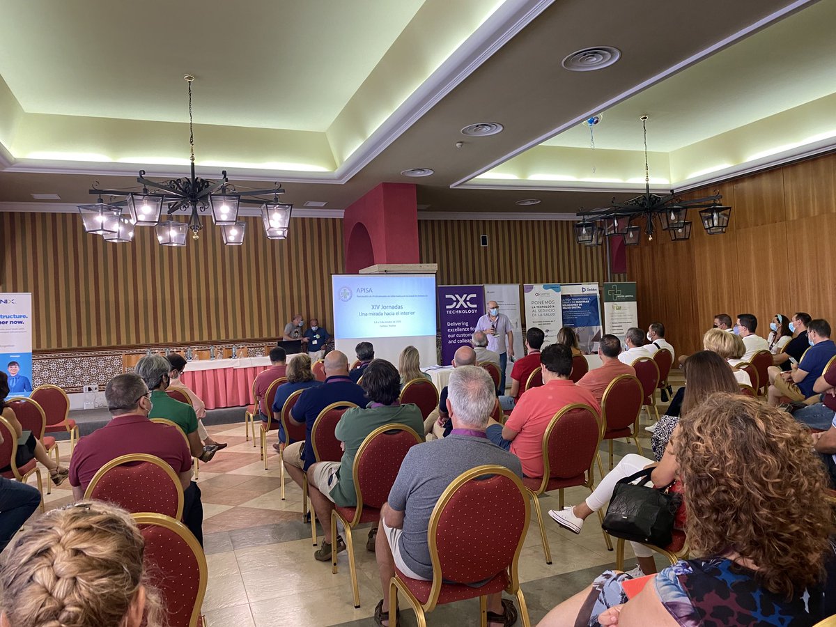 clparrac's tweet photo. Arrancando 2º día de las Jornadas de @apisaonline #APISA2021 “Una mirada al interior” presentadas por su presidente @manueljimber #InformaticaSalud https://t.co/RFPB0idfyb