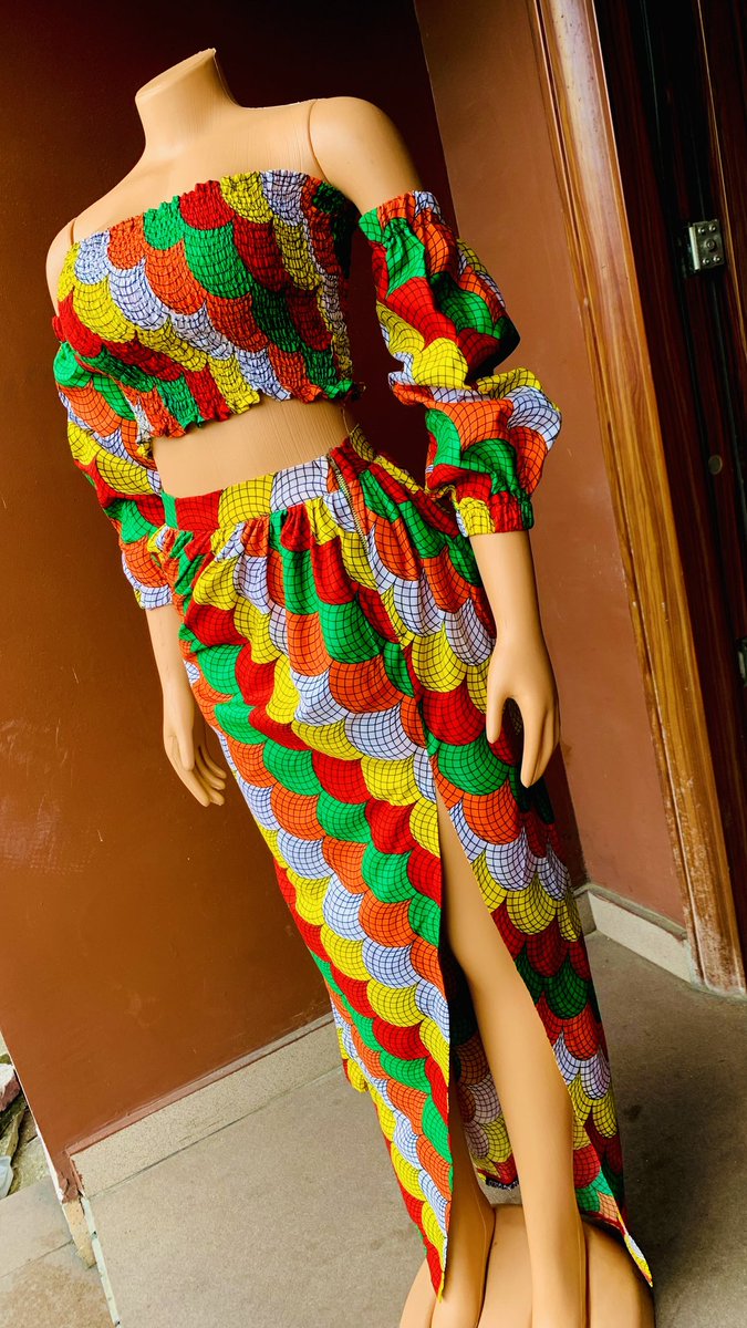 This            or            That
Hello  Ladies, Let us know which frame you would rather wear to today's Traditional Marriage.
P.S our Outfits are Affordable 
#Threadstonecouture #wesabithework