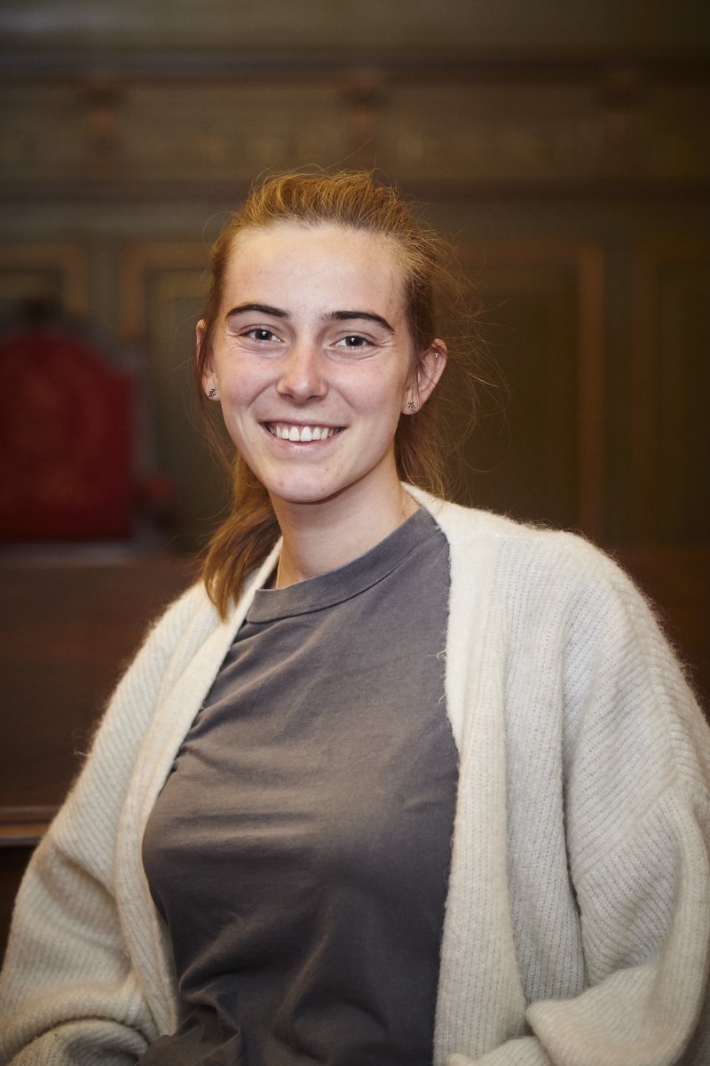 YChangeMaker's tweet image. Merci à nos change makers pour l’inspiration. 💡
—-
Bedankt onze change makers voor de inspiratie. 💡
@adelaidecharli2 @Ibiwas @Hassan_AlHilou 

📸 @DatiPhotography 
📍 @SenaatSenat 

#YCM #Changemakers #acteursduchangement #youngchangemaker