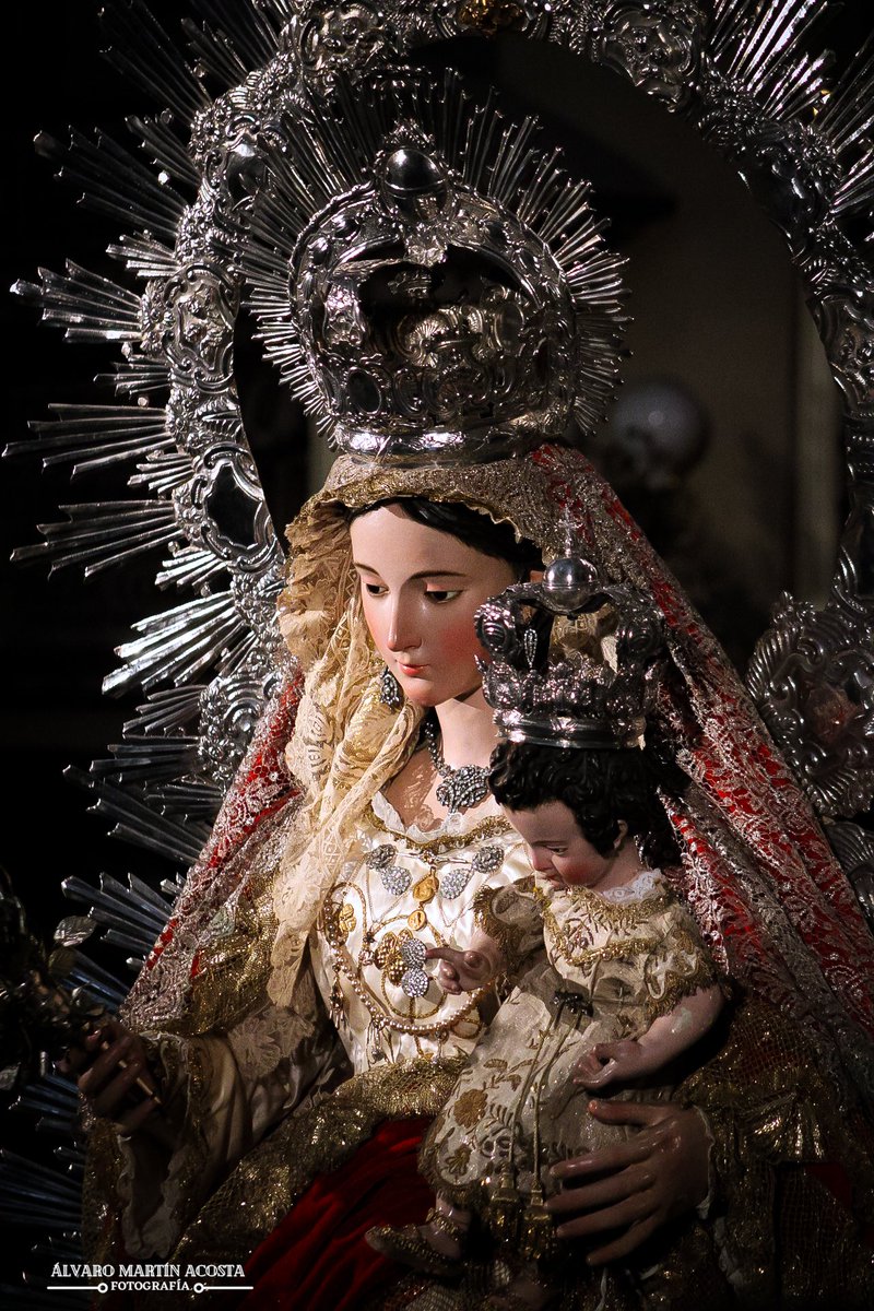 AcostaLvaro's tweet photo. ➡️ Amor de Madre (Sevilla).
#Fotografía #TDSCofrade #Sevilla #SevillaHoy #SevillaCofrade #LaPasionNoAcaba #15agosto #Amor #Conventum #SanLeandro #Glorias #GloriasDeSevilla #LaSevillaConventual
📸 Virgen del Amor del Convento de San Leandro. https://t.co/bZA2tD2vPC