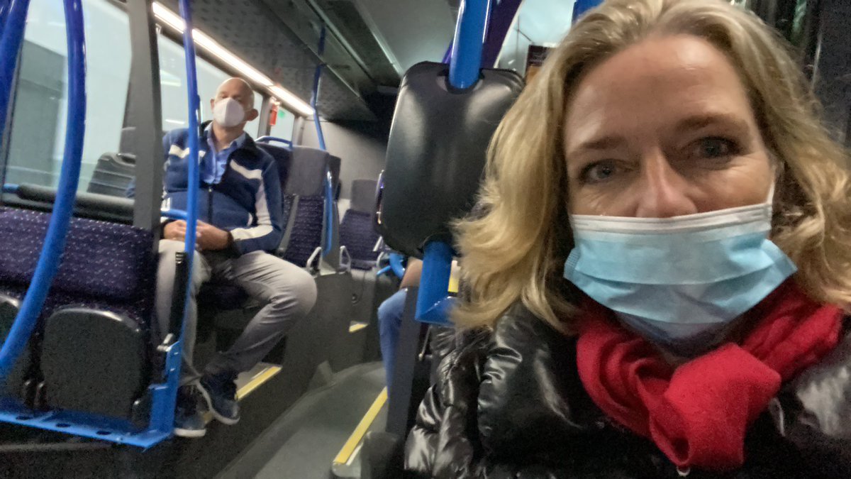 ankesiegers's tweet photo. Onderweg naar Estland ontdekken we dat we precies in de goede maand gaan . Month of peace justice and strong institutions #nieuweroute #Training #communityprocessing #ministeryofjustice https://t.co/tiBJ5licyU