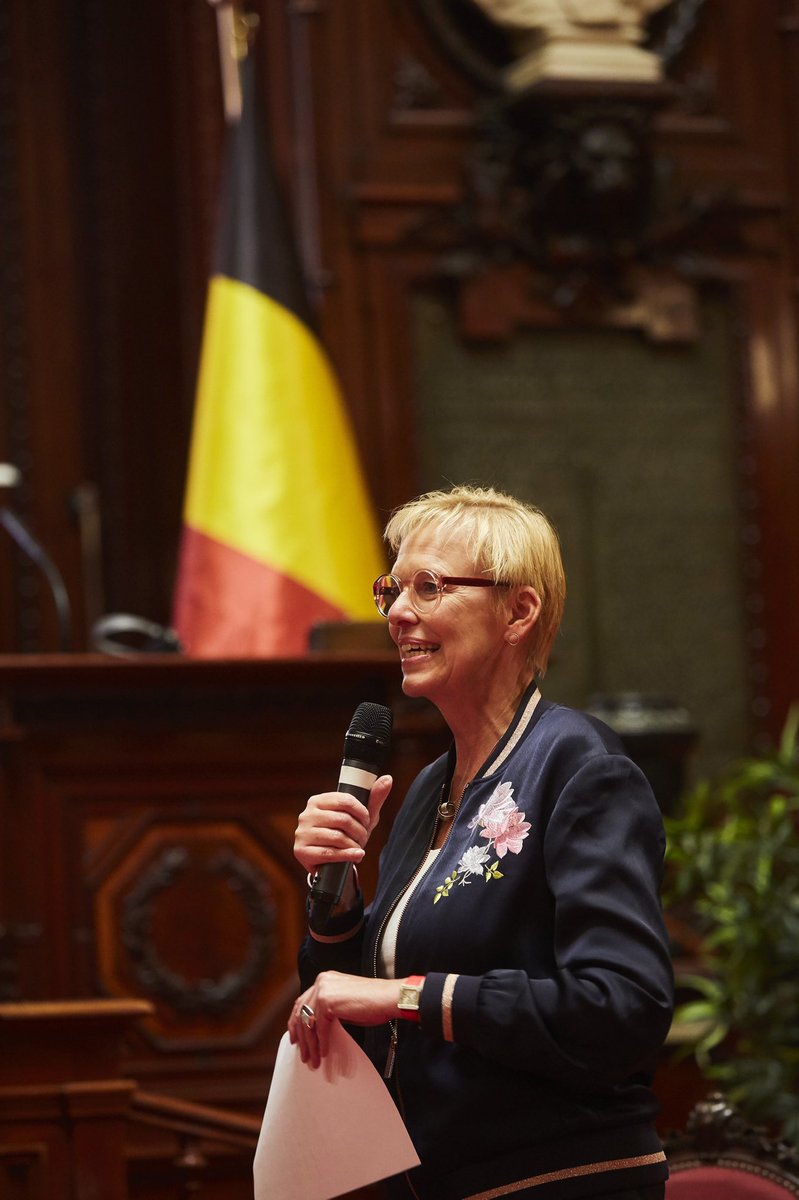 YChangeMaker's tweet image. Retour en photo sur la conférence YCM au Sénat. 🏛

Merci à nos intervenants pour l’inspiration.💡

Merci à @mousscama, la ministre @karinelalieux et le prince Laurent de Belgique @MonarchieBe pour leur présence. 🤝

Merci à @nathansoret pour l’animation. 🎤

📸 @DatiPhotography