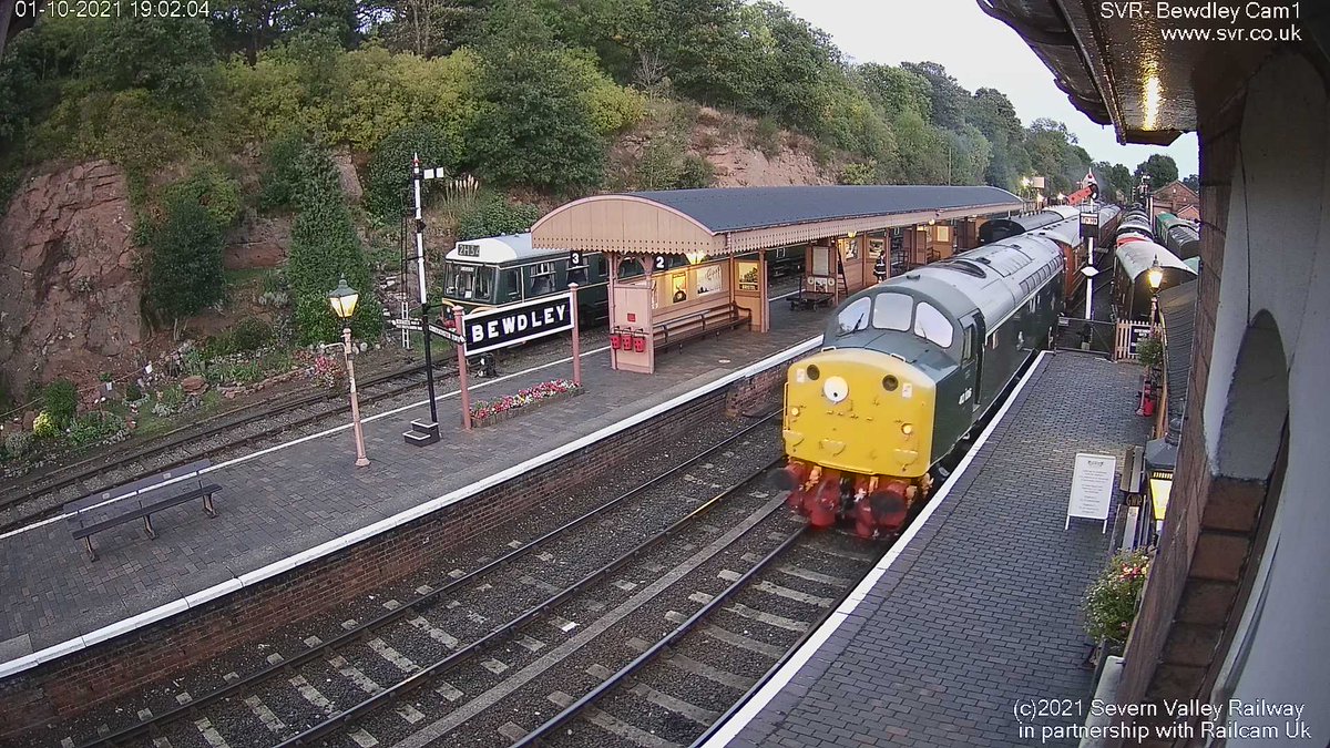The <a href="/svrofficialsite/">Severn Valley Railway</a> #AutumnDieselGala continues throughout the weekend ands you can catch all the action via the links in the attached post and via the Railcam website...... Here are a few grabs from the cameras so far.....

<a href="/SVRDiesels/">SVR Diesels</a> #SVRFamily