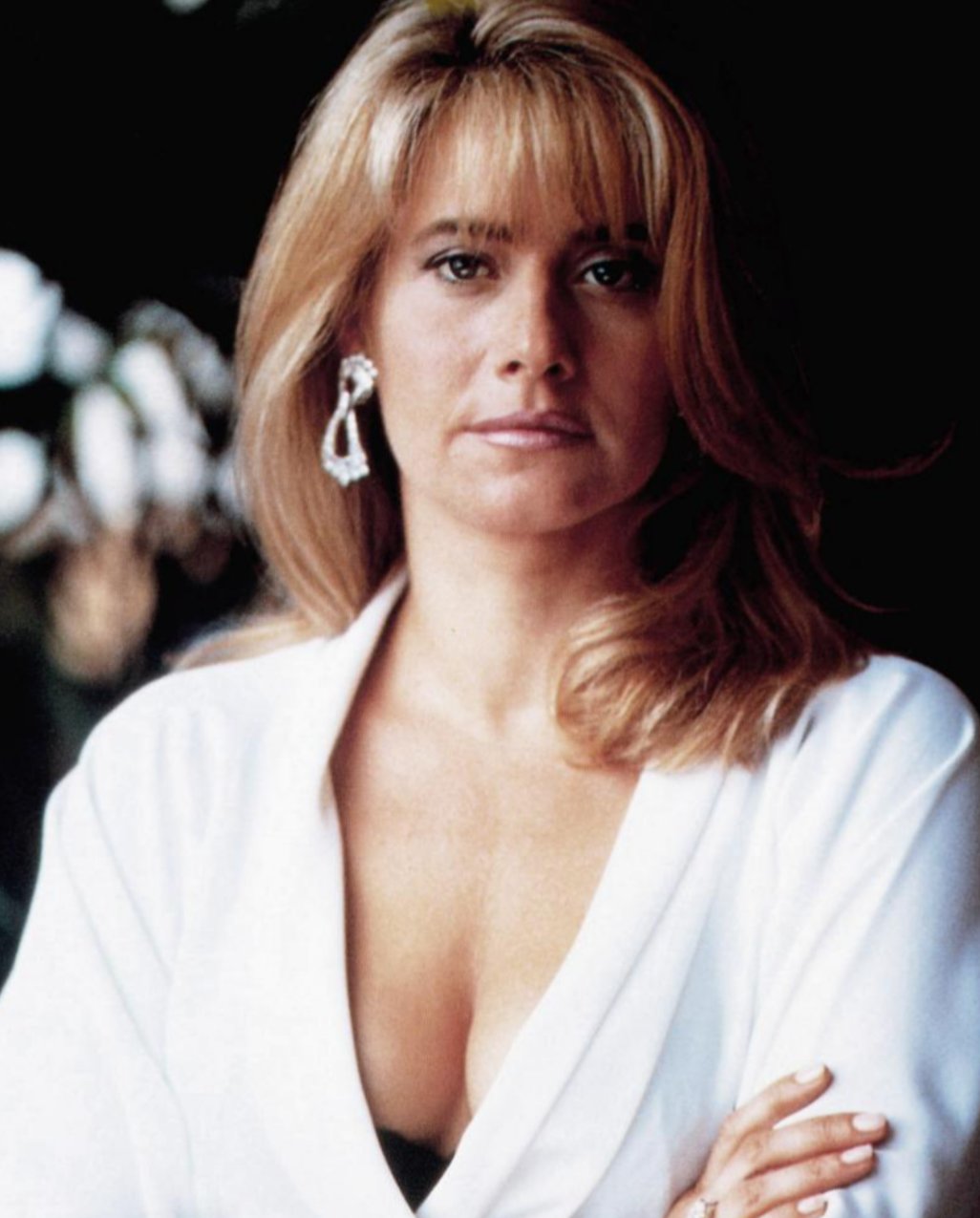 Happy Birthday to Miss Lorraine Bracco 